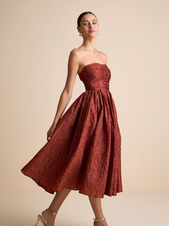 Lulus Dresses & Skirts - Lulus Analeia Rust Jacquard Lace-up Strapless Midi Dress Red - Size L